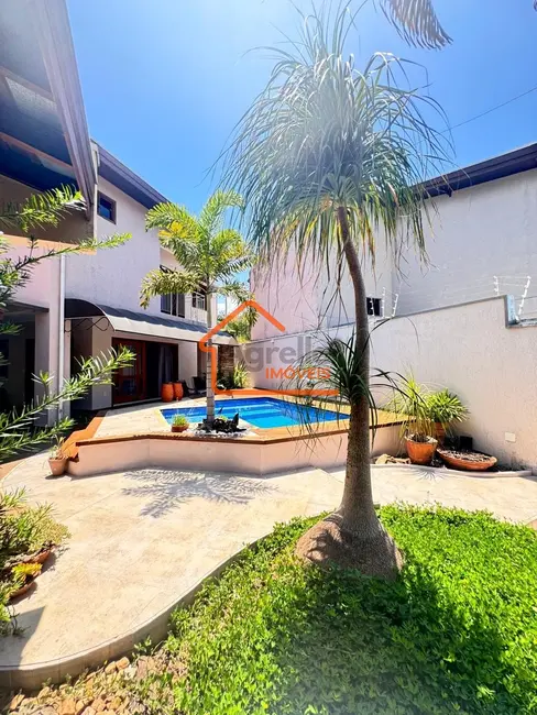 Foto 1 de Casa com 3 quartos à venda, 217m2 em Jardim Planalto Verde, Mogi Guacu - SP