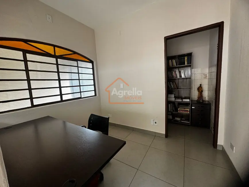 Casa com 3 quartos à venda, 186m2 em Parque Esperança, Mogi Mirim - SP - imagem 5 Foto 5 de Casa com 3 quartos à venda, 186m2 em Parque Esperança, Mogi Mirim - SP