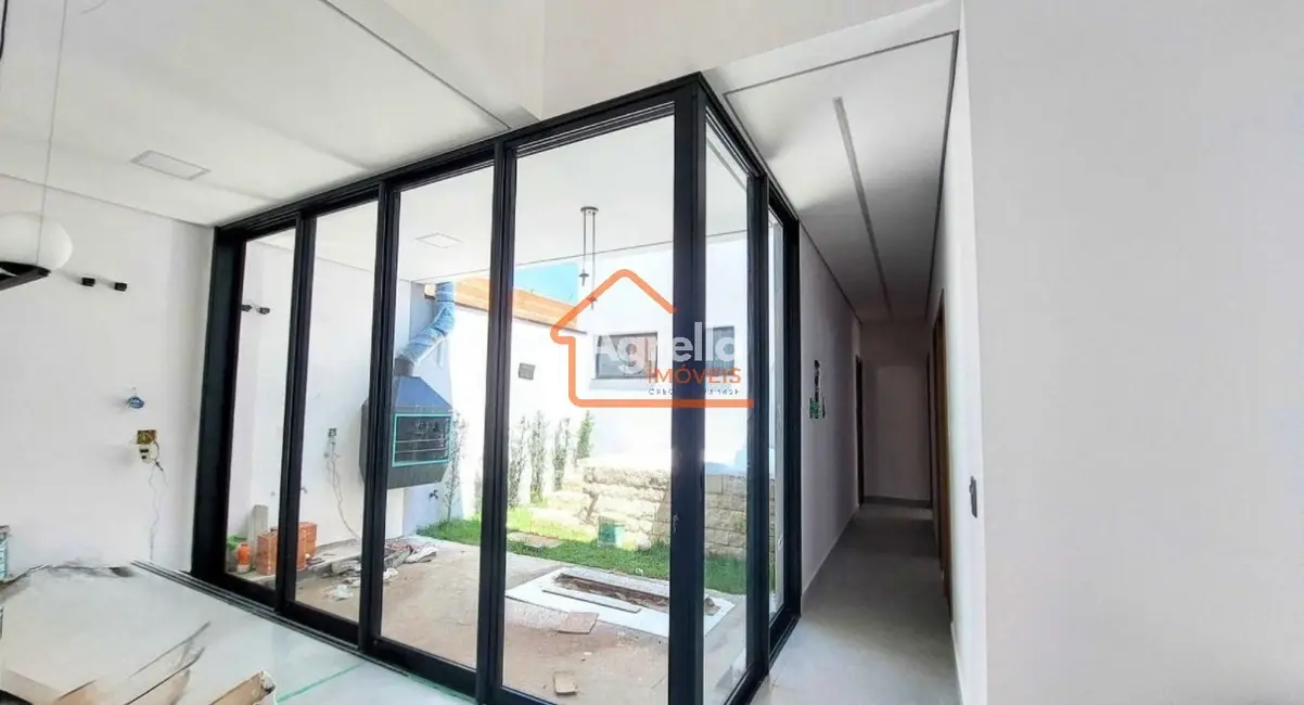 Foto 4 de Casa de Condomínio com 3 quartos à venda, 130m2 em Mogi Mirim - SP