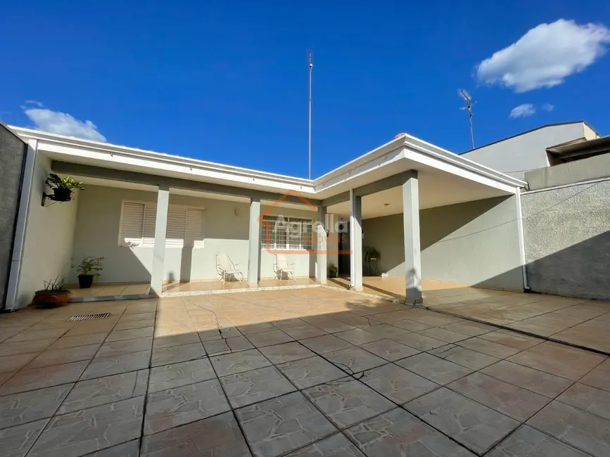 Foto 2 de Casa com 2 quartos à venda, 140m2 em Santa Cruz, Mogi Mirim - SP
