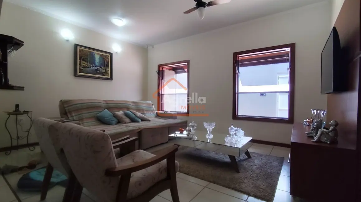 Foto 3 de Casa com 3 quartos à venda, 200m2 em Jardim Longatto, Mogi Mirim - SP