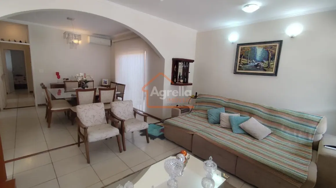 Foto 5 de Casa com 3 quartos à venda, 200m2 em Jardim Longatto, Mogi Mirim - SP