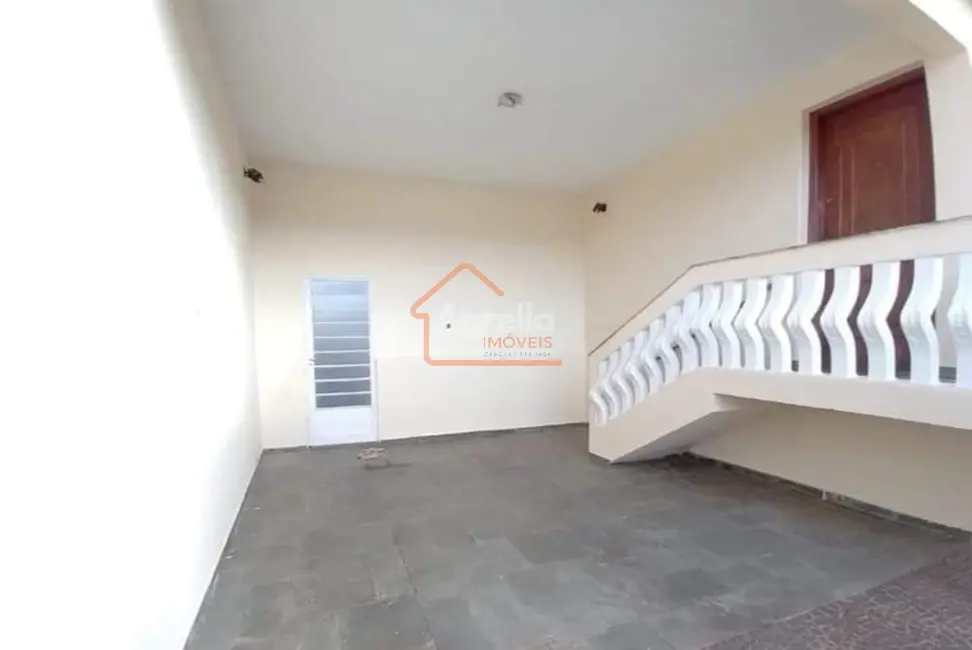 Foto 2 de Casa com 2 quartos à venda, 152m2 em Jardim Califórnia, Mogi Mirim - SP