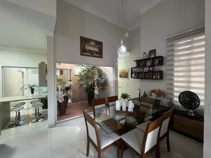 Foto 6 de Casa de Condomínio com 3 quartos à venda, 158m2 em Mogi Guacu - SP