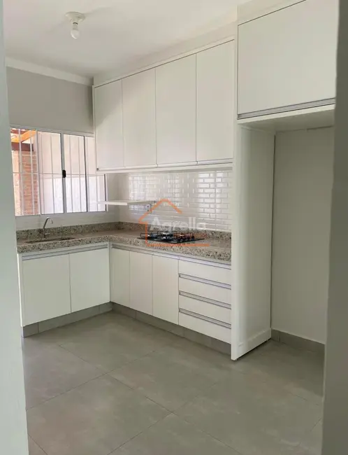 Foto 1 de Casa com 2 quartos à venda, 90m2 em Jardim Araucária, Mogi Guacu - SP