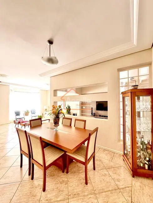 Foto 6 de Casa com 4 quartos à venda, 213m2 em Mogi Mirim - SP