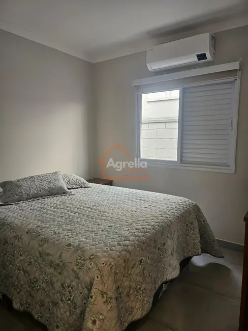 Foto 5 de Casa de Condomínio com 3 quartos à venda, 155m2 em Estiva Gerbi - SP