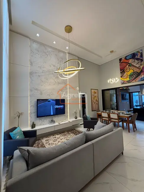 Foto 3 de Casa de Condomínio com 3 quartos à venda, 180m2 em Mogi Mirim - SP