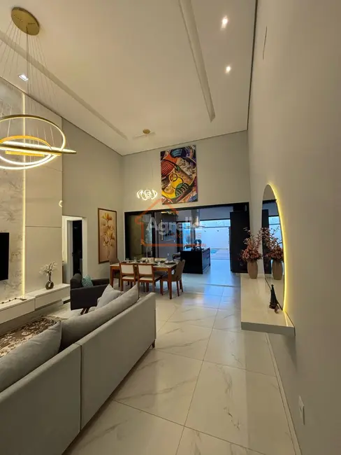 Foto 2 de Casa de Condomínio com 3 quartos à venda, 180m2 em Mogi Mirim - SP