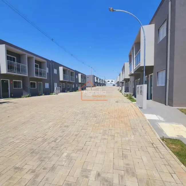 Foto 2 de Casa de Condomínio com 2 quartos à venda, 48m2 em Mogi Mirim - SP