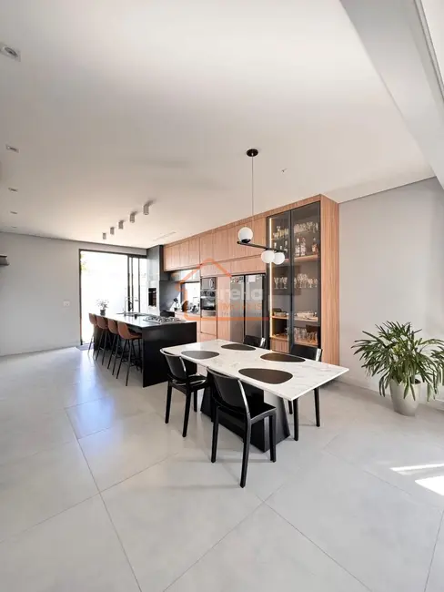 Foto 7 de Casa de Condomínio com 4 quartos à venda, 170m2 em Mogi Mirim - SP