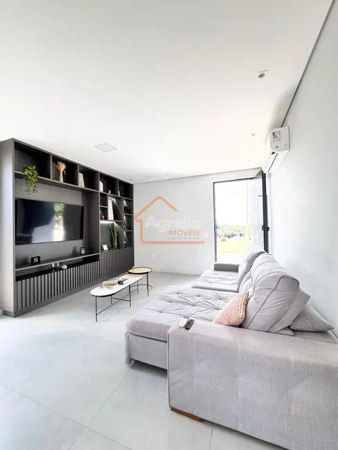 Foto 5 de Casa de Condomínio com 4 quartos à venda, 170m2 em Mogi Mirim - SP