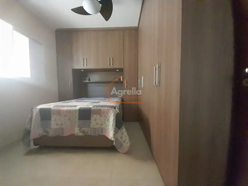 Foto 5 de Casa com 2 quartos à venda, 250m2 em Parque das Laranjeiras, Mogi Mirim - SP