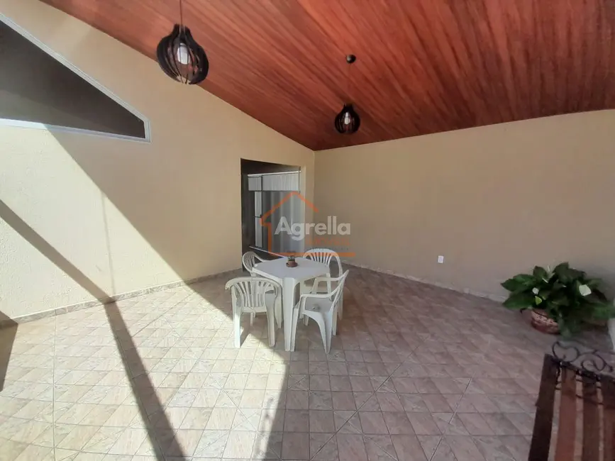 Foto 8 de Casa com 2 quartos à venda, 250m2 em Parque das Laranjeiras, Mogi Mirim - SP