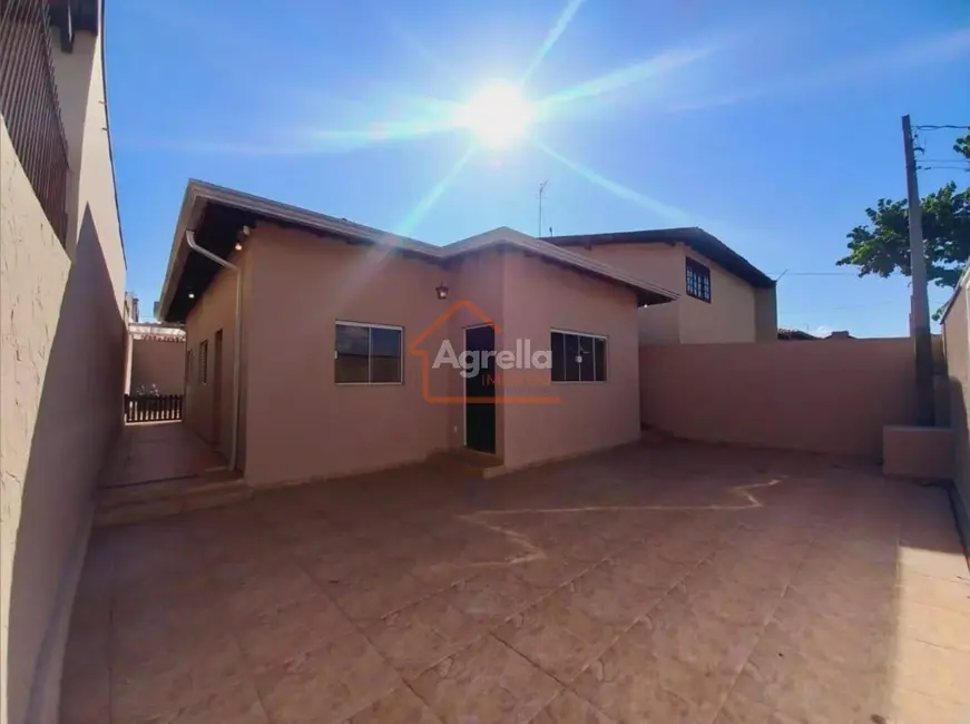 Foto 1 de Casa com 3 quartos à venda, 250m2 em Jaguariuna - SP