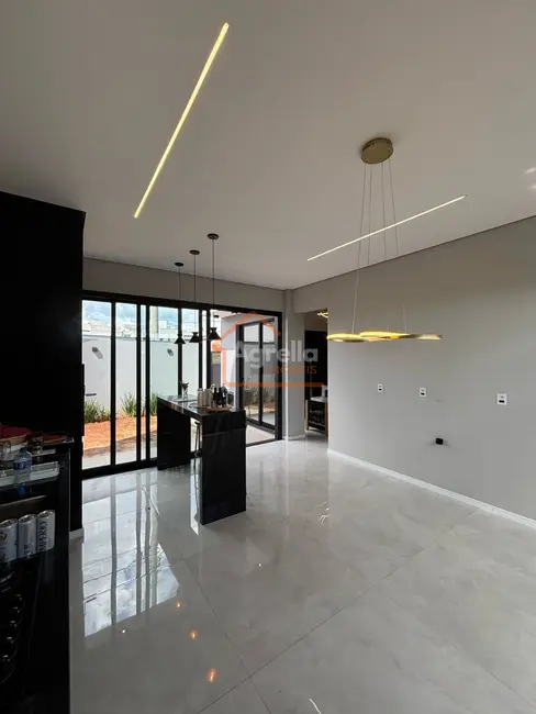 Foto 6 de Casa de Condomínio com 3 quartos à venda, 222m2 em Mogi Mirim - SP