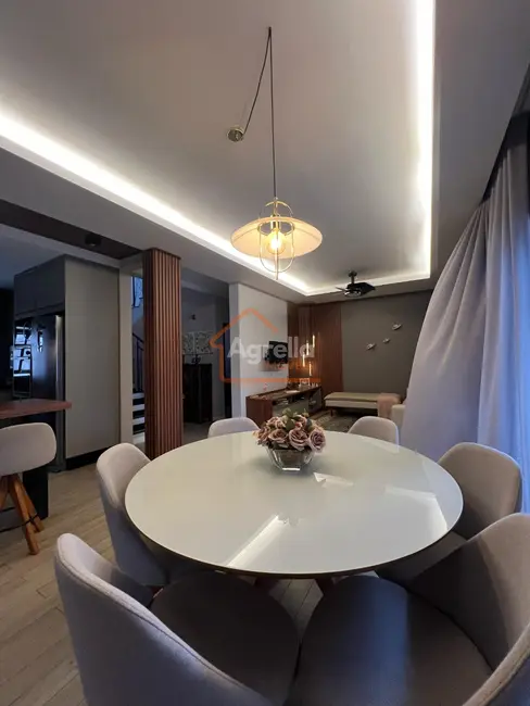 Foto 5 de Casa com 3 quartos à venda, 277m2 em Jardim Presidente, Mogi Guacu - SP