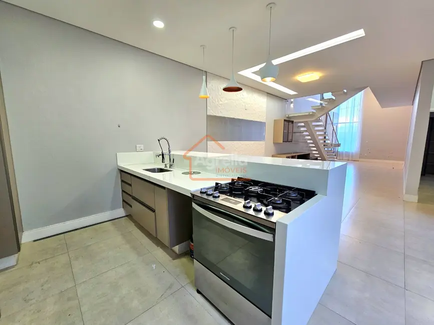 Foto 7 de Casa de Condomínio com 3 quartos à venda, 200m2 em Mogi Guacu - SP