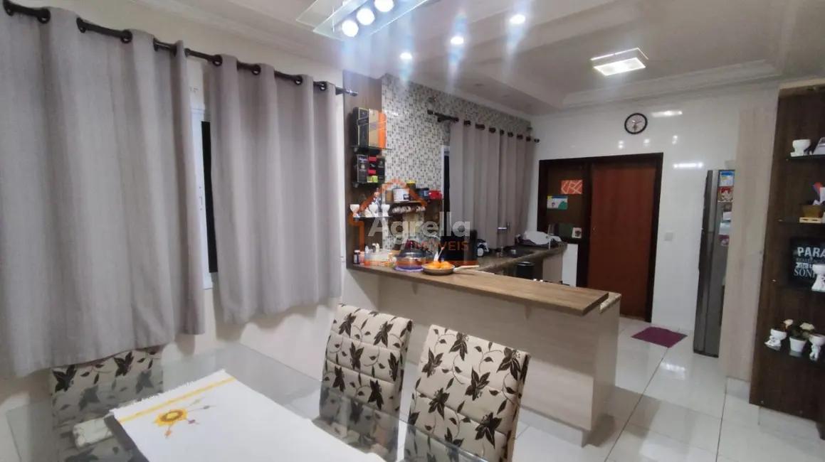 Foto 5 de Casa com 3 quartos à venda, 300m2 em Parque Jardim Murayama, Mogi Mirim - SP