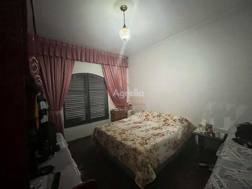 Chácara com 3 quartos à venda, 5000m2 em Chácara Ouro Preto, Mogi Guacu - SP - imagem 8 Foto 8 de Chácara com 3 quartos à venda, 5000m2 em Chácara Ouro Preto, Mogi Guacu - SP