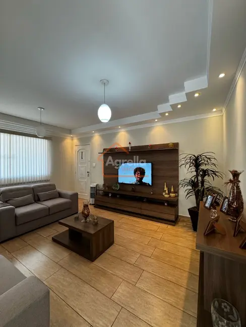 Foto 3 de Casa com 3 quartos à venda, 360m2 em Parque Residencial Cambuí, Mogi Guacu - SP