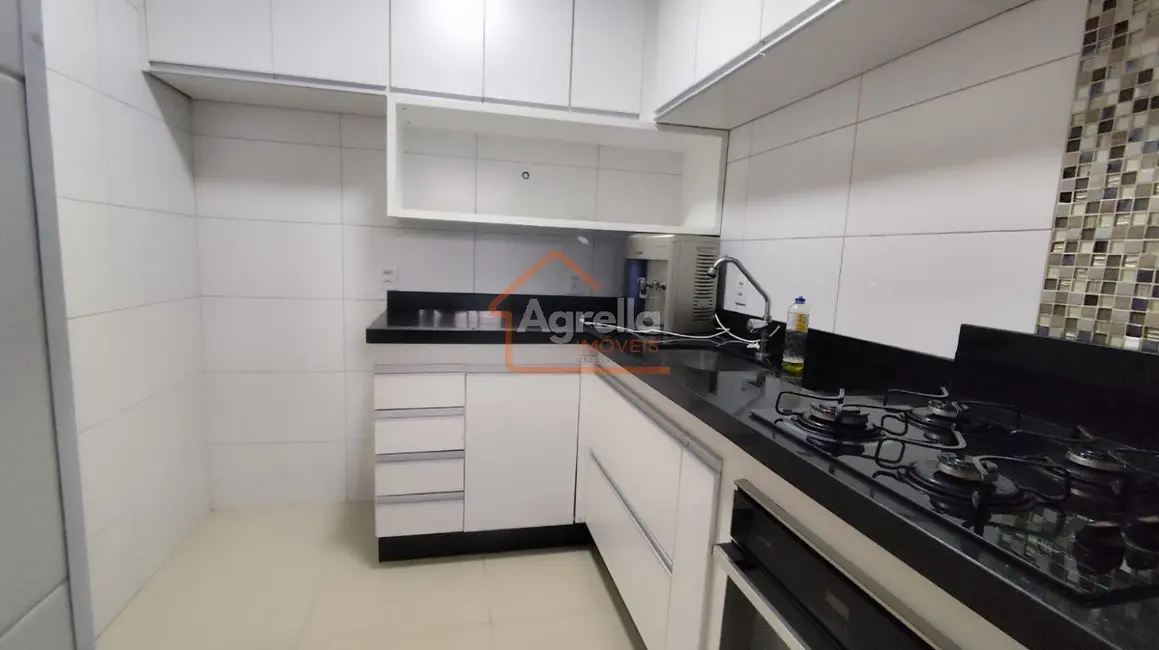 Foto 1 de Apartamento com 2 quartos à venda, 50m2 em Mogi Mirim - SP