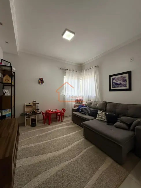 Foto 3 de Casa com 3 quartos à venda, 200m2 em Loteamento Morro Amarelo, Mogi Guacu - SP