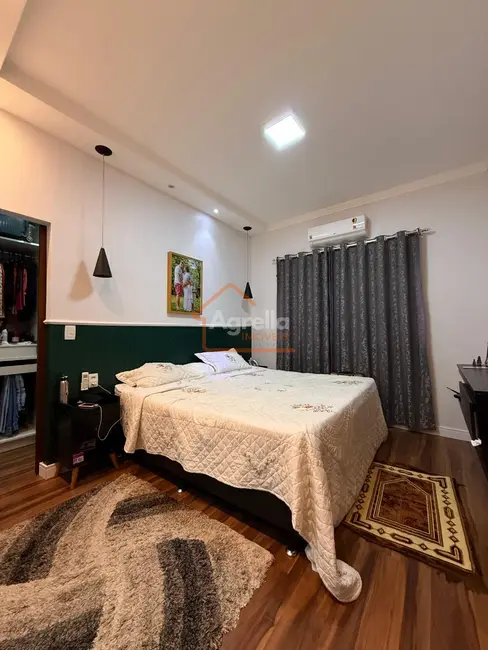 Foto 9 de Casa com 3 quartos à venda, 200m2 em Loteamento Morro Amarelo, Mogi Guacu - SP