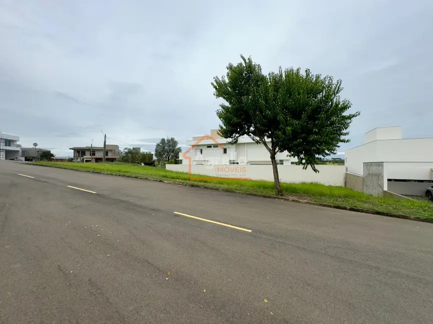 Terreno / Lote à venda, 806m2 em Mogi Mirim - SP - imagem 4 Foto 4 de Terreno / Lote à venda, 806m2 em Mogi Mirim - SP