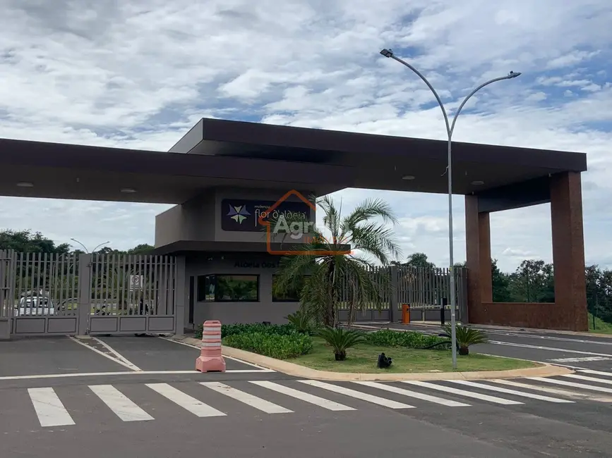 Foto 1 de Terreno / Lote à venda, 381m2 em Mogi Mirim - SP