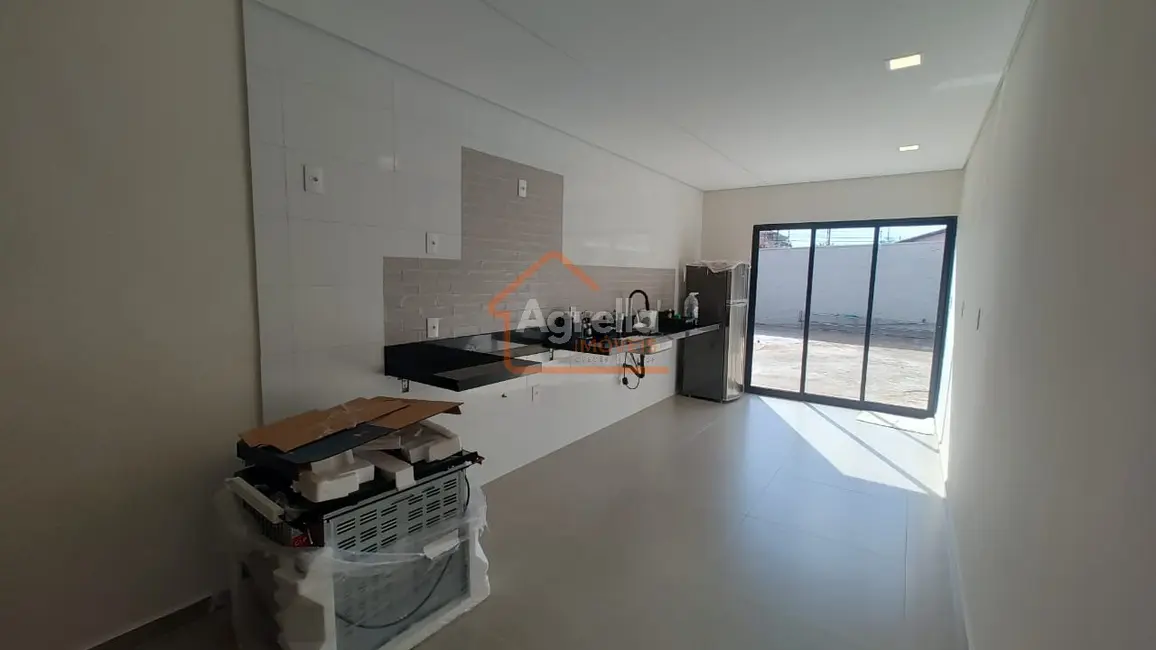 Foto 7 de Casa com 3 quartos à venda, 177m2 em Jardim Longatto, Mogi Mirim - SP
