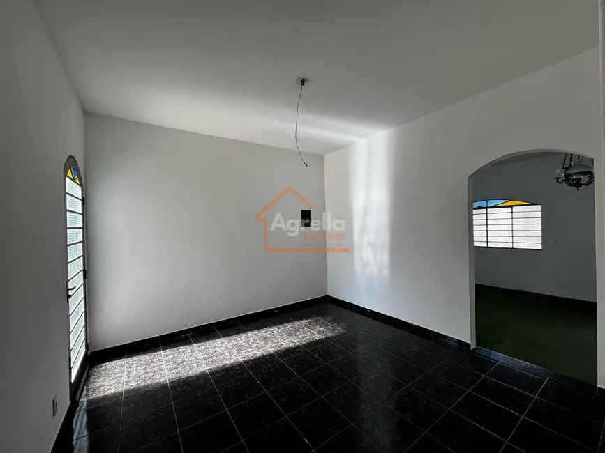 Foto 8 de Casa com 3 quartos à venda, 300m2 em Jardim Longatto, Mogi Mirim - SP