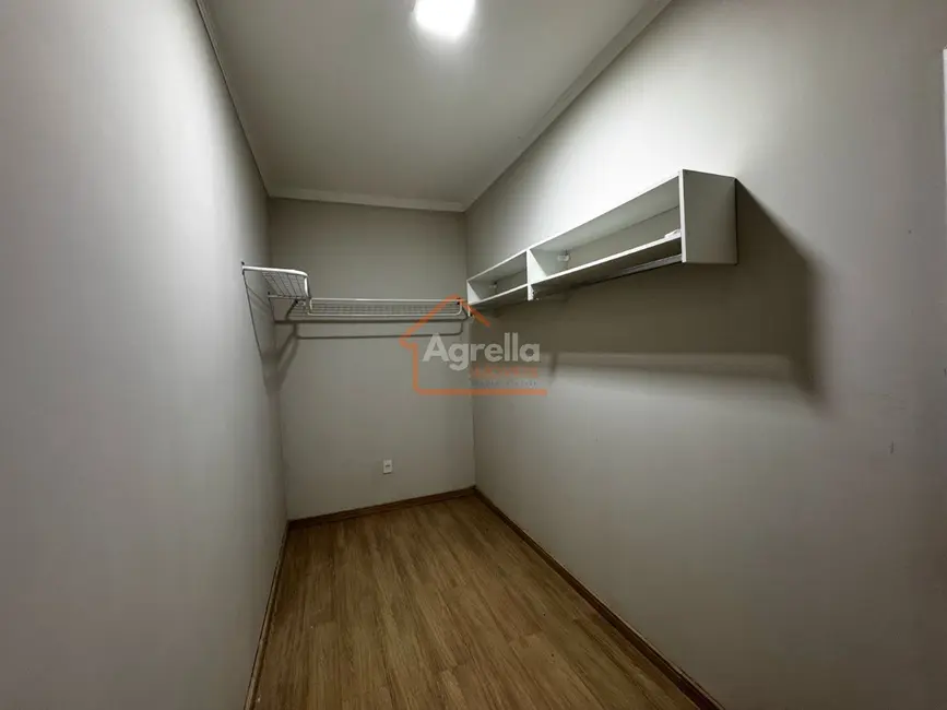 Foto 10 de Casa com 3 quartos à venda, 360m2 em Jardim Patrícia, Mogi Mirim - SP