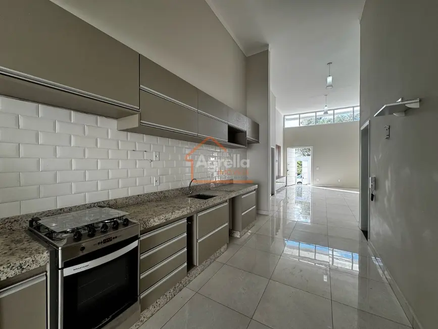 Foto 6 de Casa com 3 quartos à venda, 360m2 em Jardim Patrícia, Mogi Mirim - SP