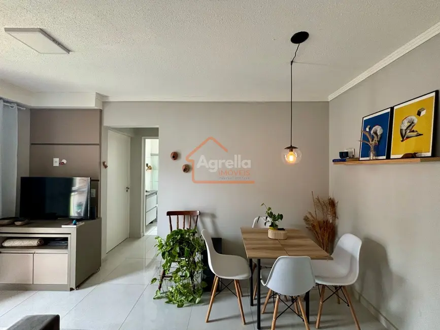 Foto 1 de Apartamento com 2 quartos à venda, 52m2 em Mogi Mirim - SP