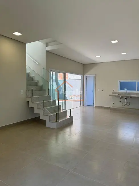 Foto 3 de Casa de Condomínio com 3 quartos à venda, 200m2 em Mogi Mirim - SP