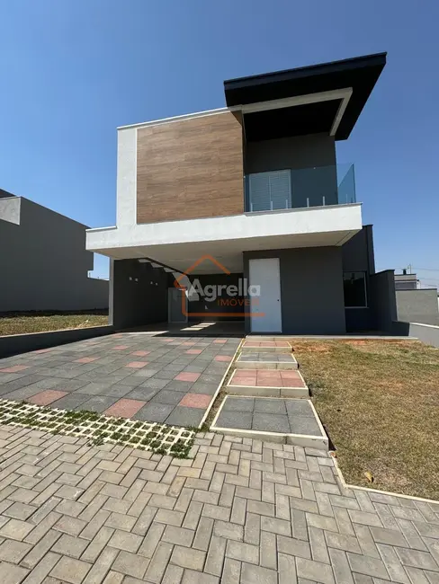 Foto 1 de Casa de Condomínio com 3 quartos à venda, 200m2 em Mogi Mirim - SP