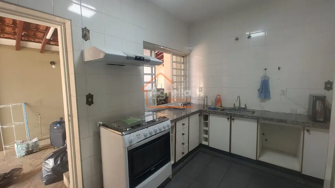 Foto 6 de Casa com 3 quartos à venda, 103m2 em Jardim Paulista, Mogi Mirim - SP