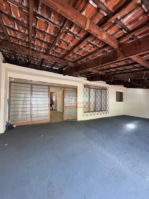 Foto 2 de Casa com 4 quartos à venda, 250m2 em Jardim Artigiane, Mogi Guacu - SP