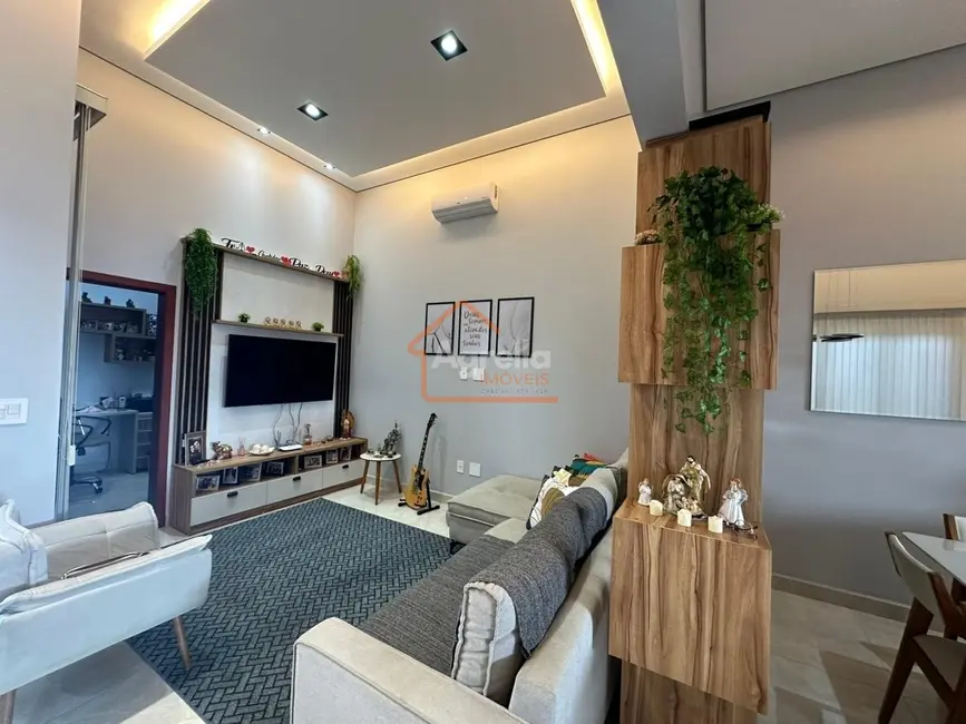 Foto 1 de Casa de Condomínio com 3 quartos à venda, 300m2 em Mogi Guacu - SP