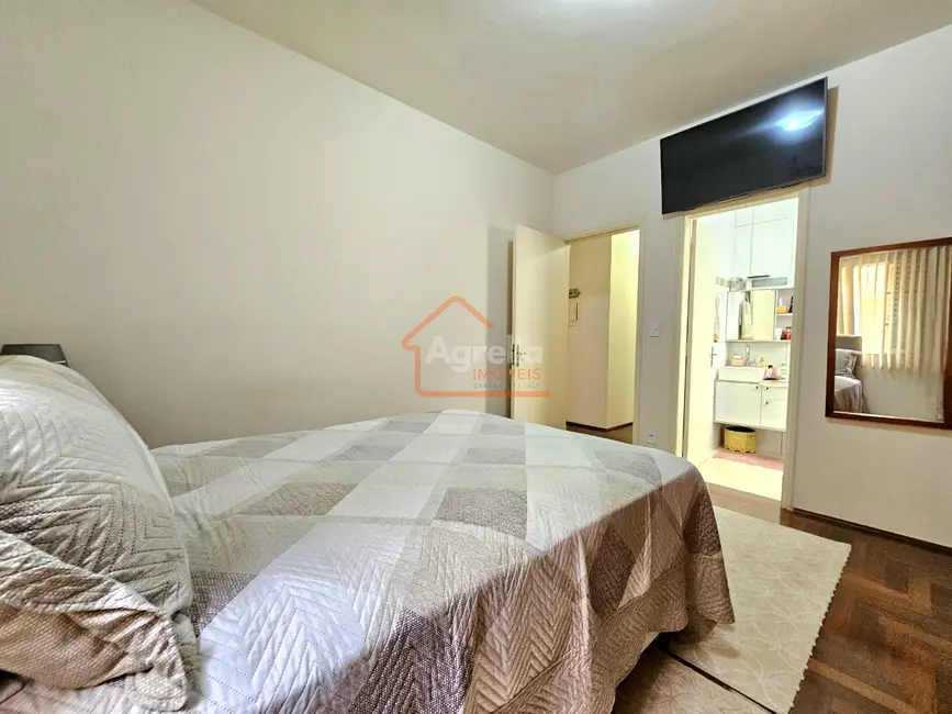 Foto 8 de Casa com 3 quartos à venda, 250m2 em Vila São José, Mogi Mirim - SP