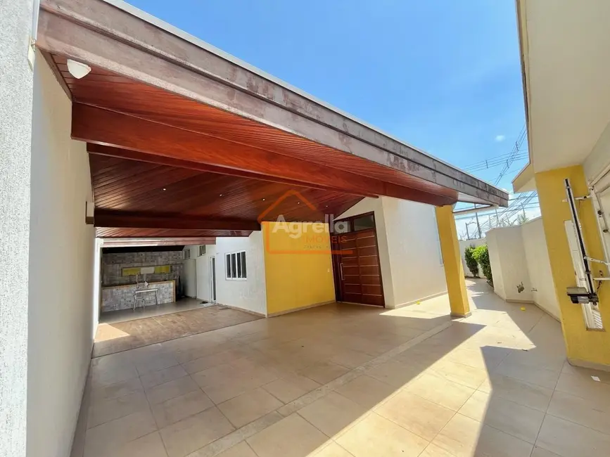 Foto 1 de Casa com 3 quartos à venda, 310m2 em Mogi Guacu - SP