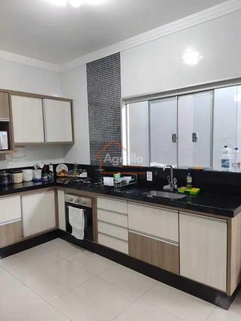 Foto 5 de Casa com 3 quartos à venda, 360m2 em Chácara do Ouro, Mogi Guacu - SP