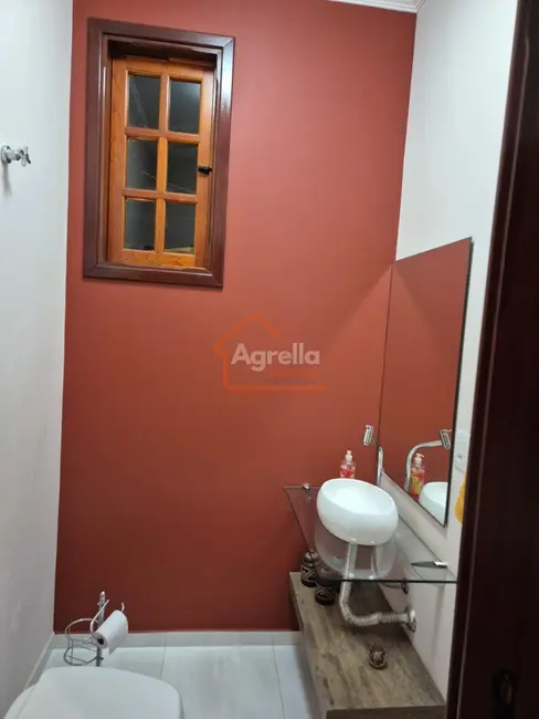 Foto 8 de Casa com 3 quartos à venda, 300m2 em Jardim Jacira, Mogi Guacu - SP