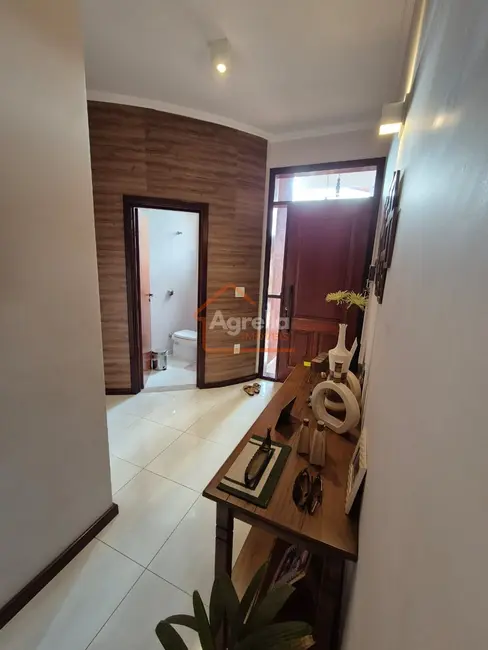 Foto 7 de Casa com 3 quartos à venda, 300m2 em Jardim Jacira, Mogi Guacu - SP