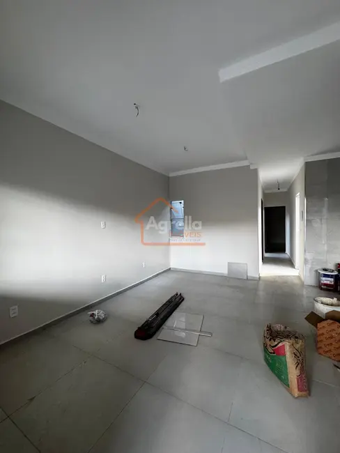 Foto 3 de Casa com 2 quartos à venda, 150m2 em Jardim Jacira, Mogi Guacu - SP