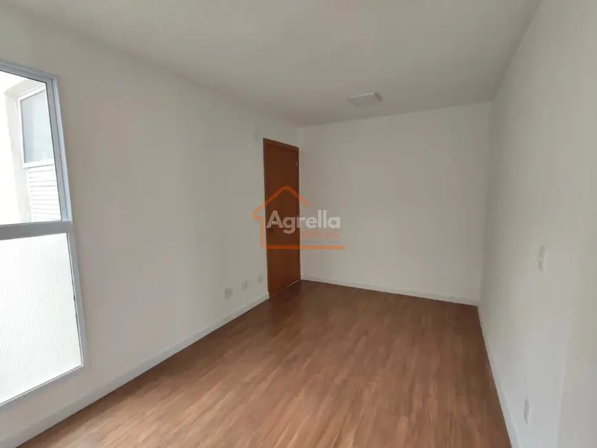 Foto 2 de Apartamento com 2 quartos à venda, 44m2 em Mogi Mirim - SP