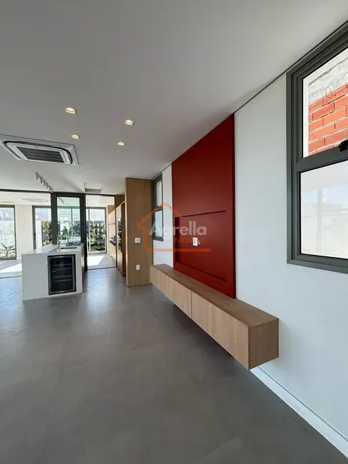 Foto 7 de Casa de Condomínio com 3 quartos à venda, 270m2 em Mogi Mirim - SP