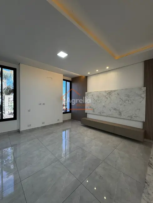 Foto 8 de Casa de Condomínio com 3 quartos à venda, 332m2 em Estiva Gerbi - SP