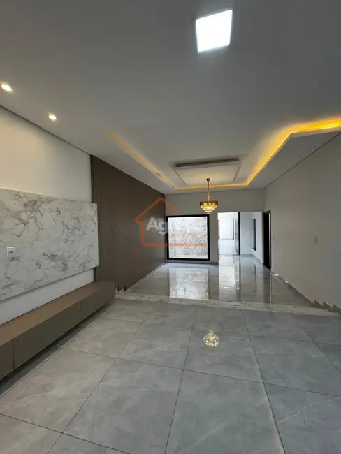 Foto 6 de Casa de Condomínio com 3 quartos à venda, 332m2 em Estiva Gerbi - SP